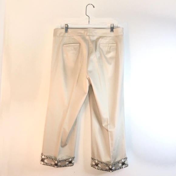 Willi Smith Embellished Beaded Shell Khaki Capri pants Turquoise Bronze Size 12 - Picture 3 of 4